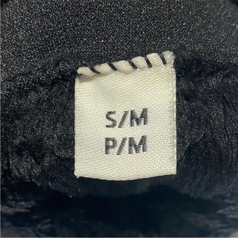 UGG Black Logo Faux Shearling Mittens NWT